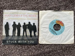 2 Huey Lewis And The News 45’s - Picture 1 of 4