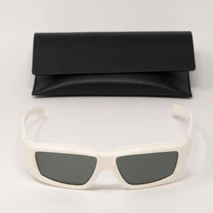 Rick Owens Sonnenbrille cremefarbene Bügel/schwarze Gläser - Bild 1 von 10