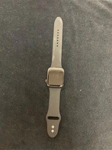 Apple Watch SE (2.ª generación) (GPS, 44 mm) - Estuche de aluminio Midnight con Midnight Spor - Imagen 1 de 3