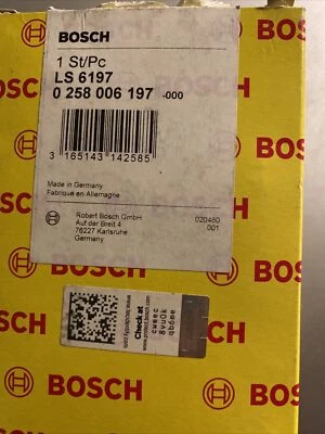 Oxygen Sensor0258006197 bosch Fits Select Volvo V70, C70, S70 - Image 1 of 2