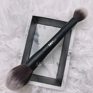 IT Cosmetics Airbrush Dual-Ended Absolute Powder Brush #133 *New with defects - Picture 1 of 4