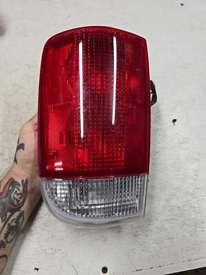 1995-2004 Chevrolet Blazer, GMC Jimmy Driver Side Tail Light 5978169 - Image 1 of 4