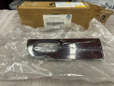 Chrysler Sebring Stratus 2001-2003 bisel de grano de madera Ry89aaad fabricante de equipos originales nuevo en caja Foto 1 de 3