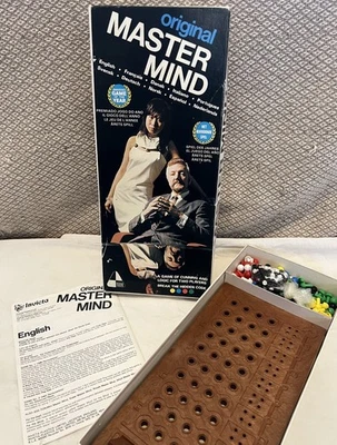 Vintage SUPER Mastermind Game Invicta 1975 - Very Good Condition - Image 1 of 4