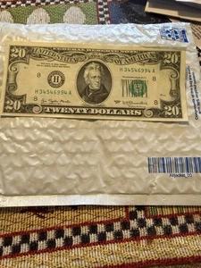 1977 20 Dollar Bill - Picture 1 of 2