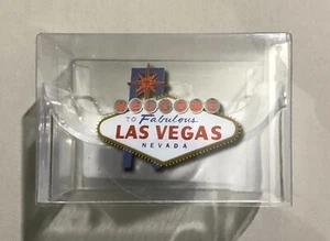 Las Vegas Candy Chocolate Casino Poker Chips Plastic Souvenir Case Box - Picture 1 of 6