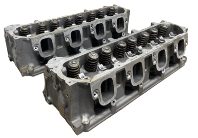 Chevrolet GM Gen V LT 6.2L 12702630 Set of Two Cylinder Heads - Image 1 of 4