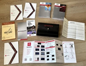 2021 Toyota Camry Owners Manual With Case And Navigation OEM "NEW" - Picture 1 of 4