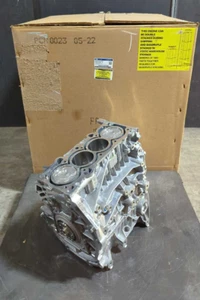 New OEM Genuine Ford Short Block Engine Motor 2020-2025 Explorer 2.3 LB5Z-6009-B - Picture 1 of 8