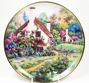 Beautiful FM Collectors Plate ~ A Cozy Glen by Violet L. Schwenig - Picture 1 of 2