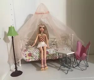 My Scene Miami Getaway Delancey Bedroom Barbie Playset With Doll RARE - Picture 1 of 7