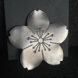 Nousaku Blumen Tablett / Teller Sakura Kirschblüte [Dose 100%] 501382 Neu Open Box - Bild 1 von 6