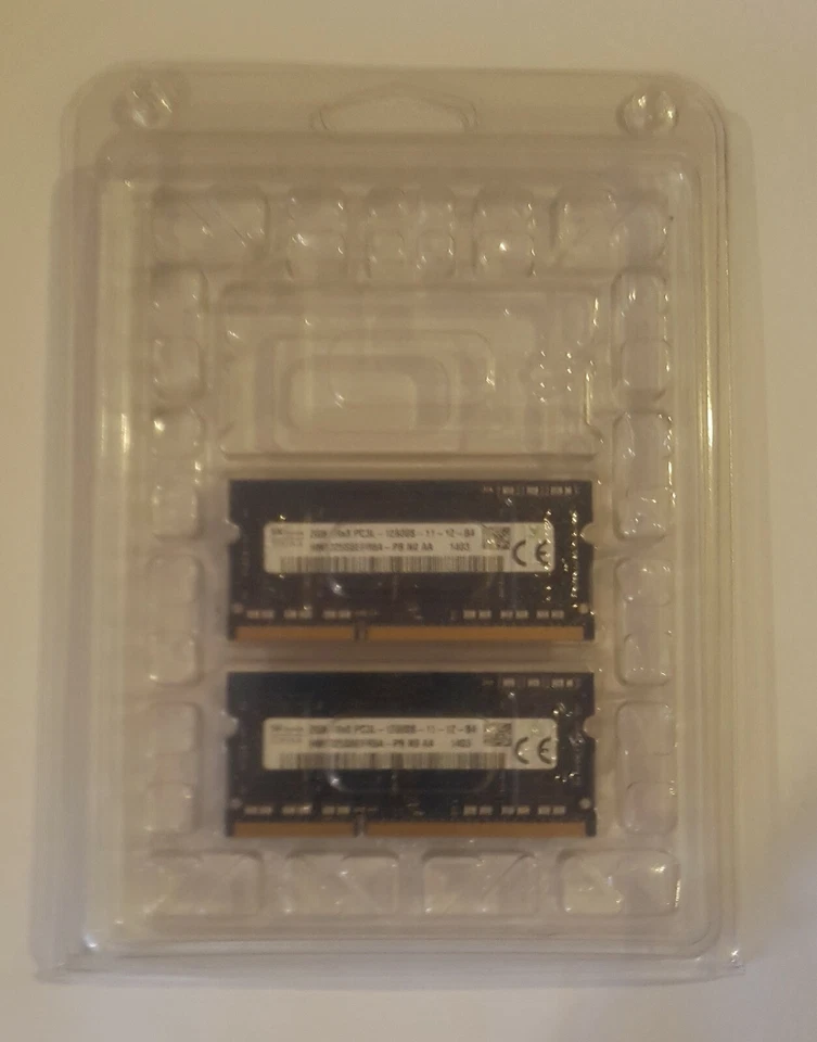 New 4GB, 2x 2GB DDR3, Hynix HMT325S6EFR8A-PB, SODIMM, PC3-12800S, Non-ECC - Image 1 of 1
