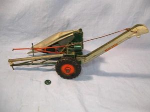 Vintage Topping Models New Idea Maispflücker 1/16 - Bild 1 von 19