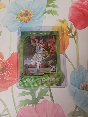 2017-18 Panini Donruss Optic Giannis Lime Holo /175 SP - Image 1 of 2