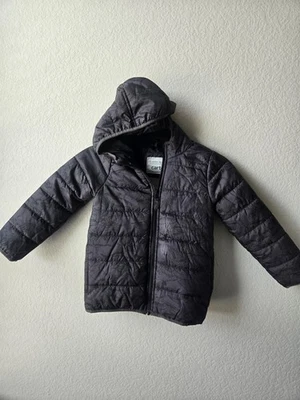 Chaqueta acolchada con capucha diseño de dinosaurio Carters niño pequeño 6 cremallera completa abrigo de invierno Foto 1 de 4