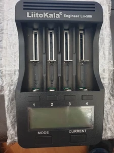 LiitoKala Lii-500 Caricabatteria Intelligente 3.7V Li-ion/1.2V Ni-MH LCD Nero - Foto 1 di 1