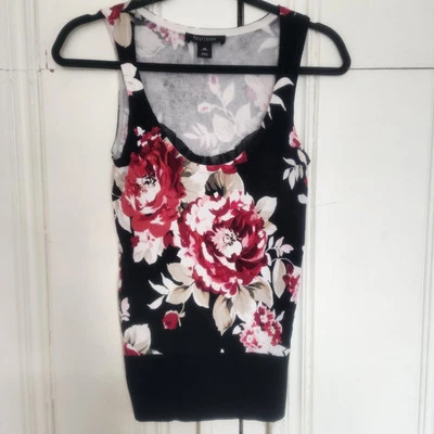 White House Black Market XS Ruffle Trim Floral Knit Tank pretty sweater  - Image 1 of 4