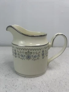 1973 Minton Beaumaris Creamer Server - Picture 1 of 9