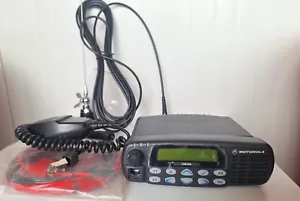 Motorola GM360 GM 360 móvil VHF 136 - 174 MHz antena 25 vatios - Imagen 1 de 7