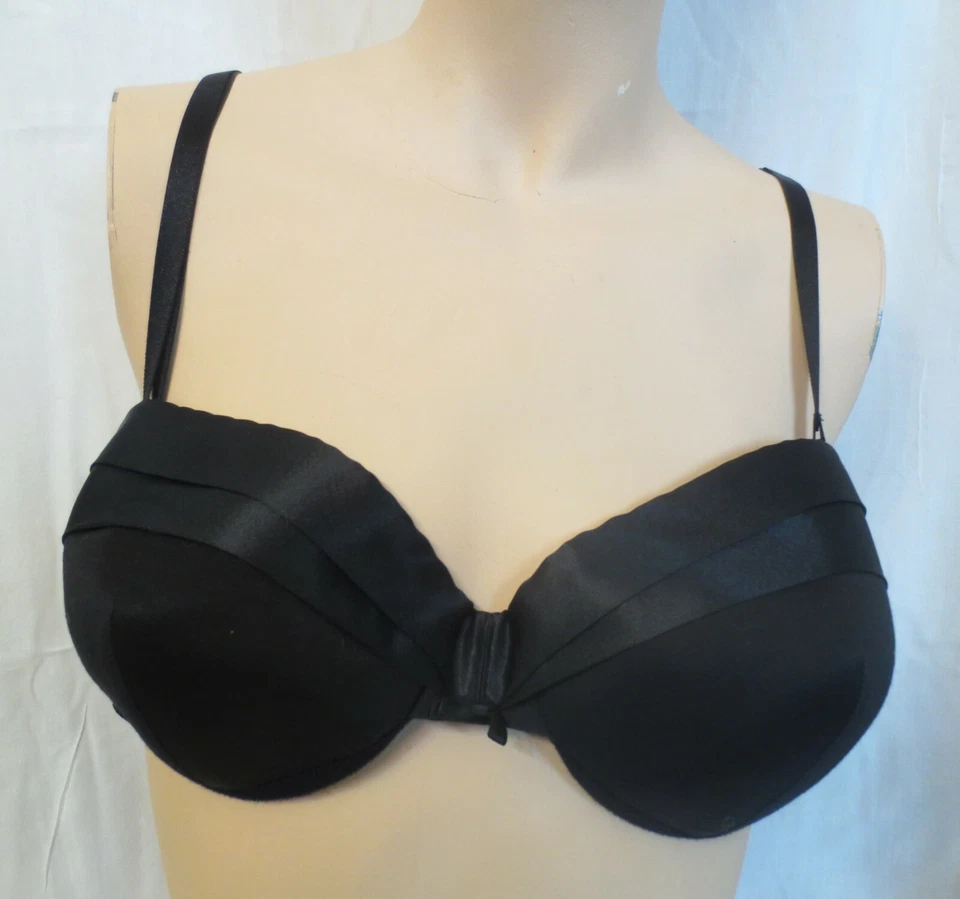 Sujetador con aros La Perla negro moldeado convertible encaje óxido Foto 1 de 1