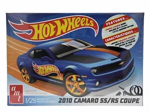 AMT 2021 Hot Wheels 2010 Camaro SS/RS Coupe round2model.com 1/25 Scale Model Kit - Picture 1 of 4
