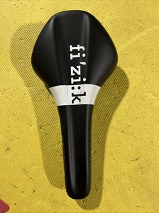 Fizik Antares V5 Saddle - Picture 1 of 4