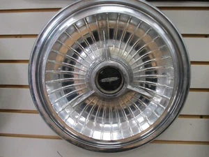 1963 OLDSMOBILE SUPER 88 98 FIESTA STARFIRE Wheel Cover Hubcap OEM 63 - Picture 1 of 5