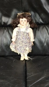Porzellan Puppe / Porzellankopf Puppe - Bild 1 von 1