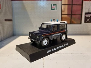 Land Rover Defender TD5 90 1995 Italian Carabinieri Police 1:43 Scale Model - Picture 1 of 9