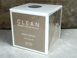 CLEAN HOME FRAGRANCES WHITE WOODS LIMITED EDITION SCENTED CANDLE SEALED - Picture 1 of 2