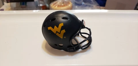 WEST VIRGINIA MOUNTAINEERS  FOOTBALL #575 POCKET PRO HELMET RIDDELL Cover