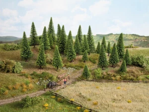 Model Scenery - 26825 - Model Spruce Trees - Picture 1 of 3