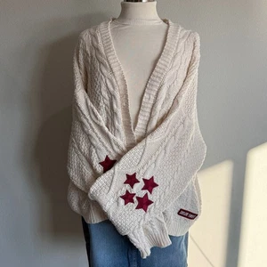 Taylor Swift Original Ltd Edition Red Star Cardigan (Taylor's Version) XL/2XL - Picture 1 of 7