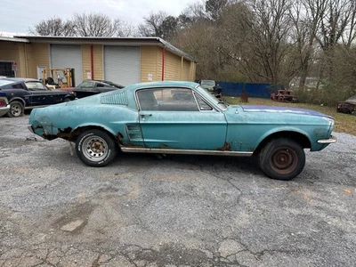 Ford Mustang 1966  Foto 1 de 4