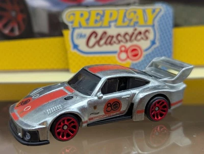 Hot Wheels 2025 REPLAY the Classics PORSCHE 935 ➽ZAMAC;Vermelho🔥80 anos ➽Loose - Imagem 1 de 4