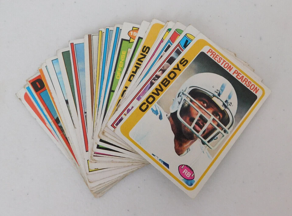 1970's TOPPS FOOTBALL CARDS ASSORTED PLAYERS & YEAR YOU PICK YOUR CARD (item#L2) - Image 1 of 1