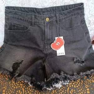 NEW W/TAGS CIDER BRAND FADED BLACK RIPPED FRINGED WIDE LEG DENIM SHORTS SMALL - Picture 1 of 12