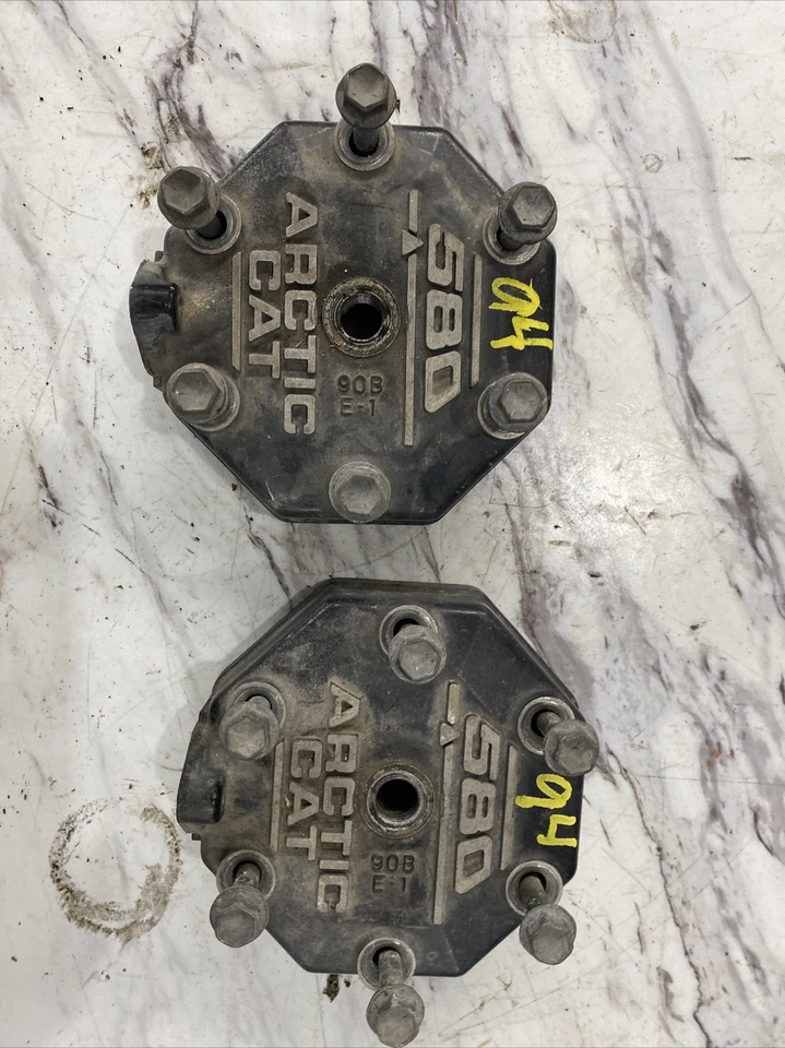 1994 Arctic Cat Ext580 580 Snowmobile Engine Heads Good - Image 1 of 2