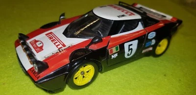 Lancia Stratos  Pirelli , 1/25 POLISTIL s71 - Immagine 1 di 4