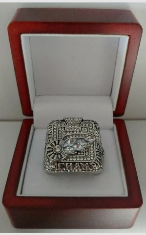 Nicklas Lidstrom - 2008 Detroit Red Wings Stanley Cup Hockey Ring W Display Box Cover