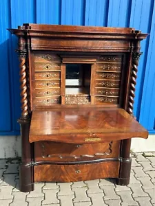 AUSSERGEWÖHNLICHER BIEDERMEIER SEKRETÄR UM 1850 MAHAGONI BIEDERMEIERSEKRETÄR - Bild 1 von 24