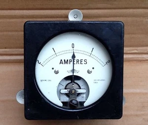 Vintage MIP 4" Ammeter - 2 Amp Panel Meter - Measuring Instruments Pullin 1963 - Picture 1 of 5