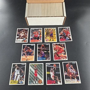 Juego completo de baloncesto Fleer 1993-94 (serie 1 y 2) (1-400) - Imagen 1 de 2