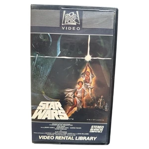 STAR WARS Video Rental Library VHS 1st Edition Tape Serial Number 173561 - Imagen 1 de 15