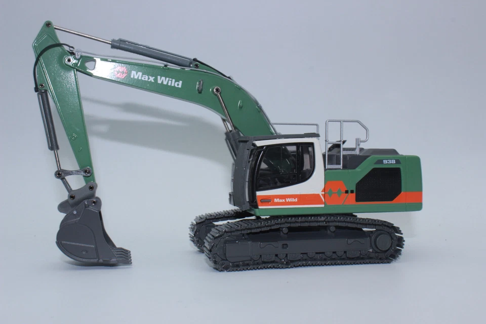 Conrad 2215 20 MAX WILD LIEBHERR R 938 V Hydraulikbagger Bagger 1:50 NEU OVP