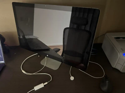 Apple Thunderbolt Display 27" Inch Monitor  (2560 x 1440) A1407 With Magsafe 2 - image 1 of 4