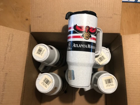 new 6 - ATLANTA HAWKS PLASTIC TRAVEL CUPS - BETRAS BRAND - NEW qty 6 Cover