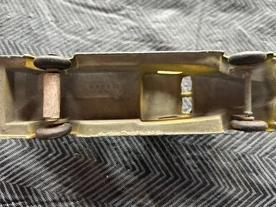 1940 年代 Tootsietoy 拖车破坏者黄色 — 第 1/3 张图片