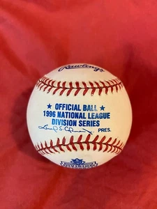 (1) RAWLINGS 1996 LIGA NACIONAL DIVISION SERIES BRAVES DODGERS CARDENALES - Imagen 1 de 3